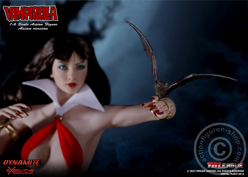 PL2017-101A-16iiX0LhGJHZy55 Vampirella