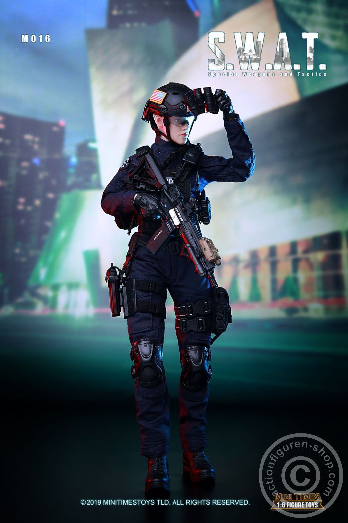 MT-M016-02 SWAT - Female LAPD Officer