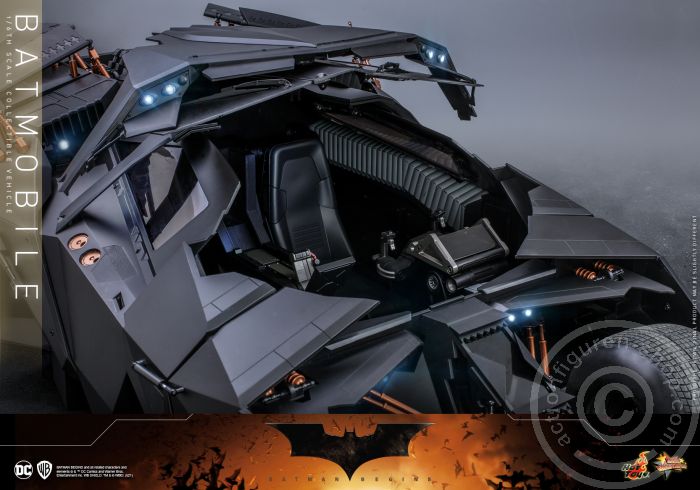 Batman Begins - Batmobile