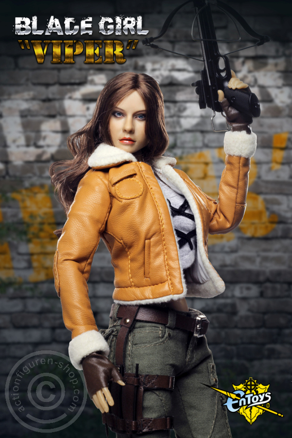 ENT002-03 Viper - Blade Girls