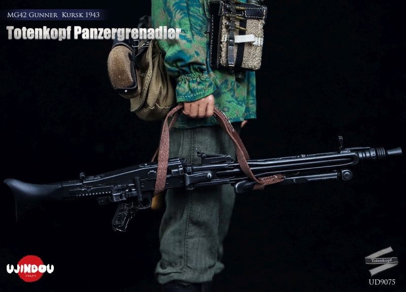 WWII Totenkopf Panzergrenadier - MG42 Gunner Kursk 1943 - in 1/6 scale