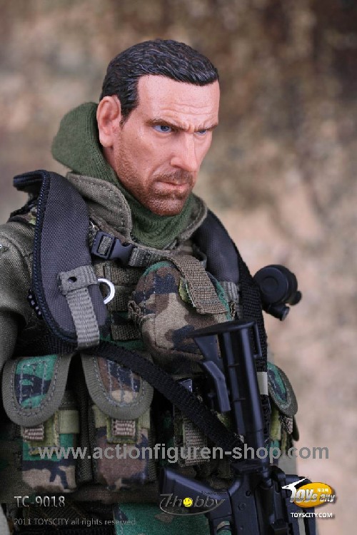 TTL9018-18 US Navy Corpsman - Joint Operation