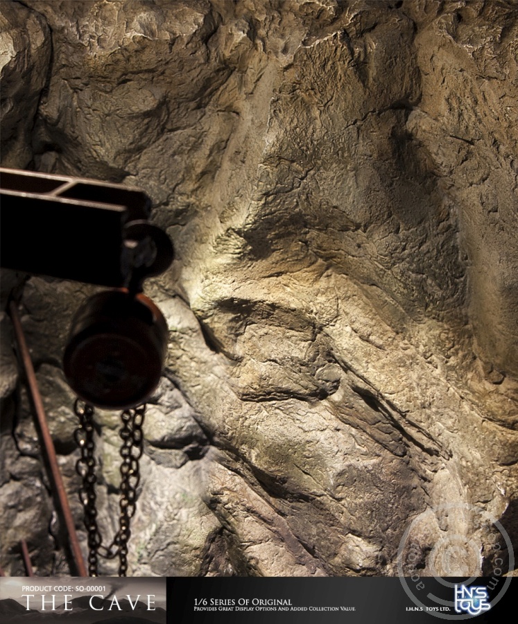 SO00001-19 The Cave Diorama