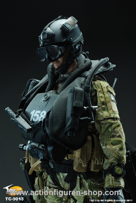 TTL9013-02 Navy SEAL Recon Diver