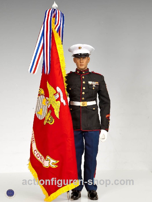 U.S. Marine Corps in Parade Uniform w/ M1 Garand