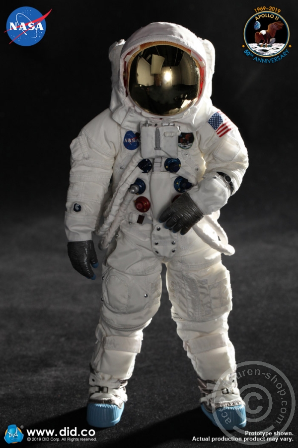 NA001-11qemLPVfj4Pwcv Neil Armstrong - Apollo 11 - Commander