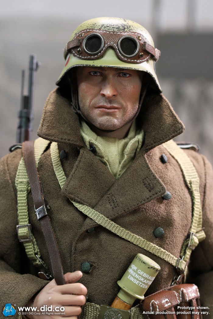 80152-05 Burk - WWII German Africa Korps Infantry Man