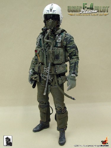 HT_USMC-F-4-Phantom-Pilot_06EO91rCUbCXHfz USMC F-4 Phantom Pilot - Tiger-Stripe