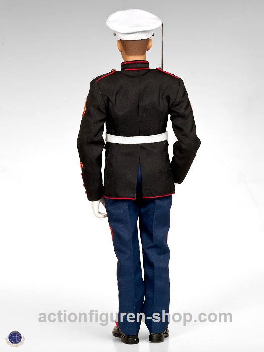 U.S. Marine Corps in Parade Uniform w/ M1 Garand