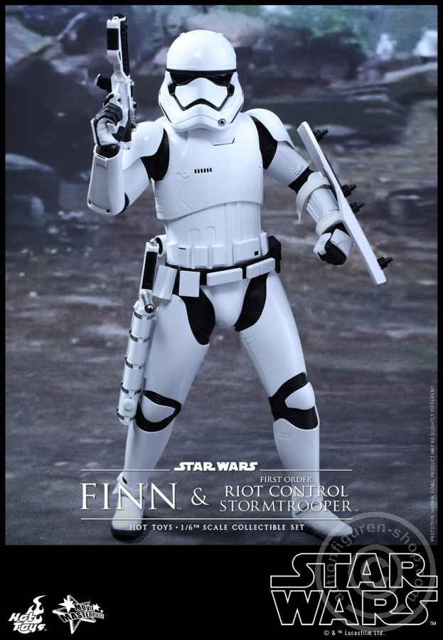 178561-10H9eNuNU1TrAwG Star Wars - Finn and First Order Riot Control Stormtrooper
