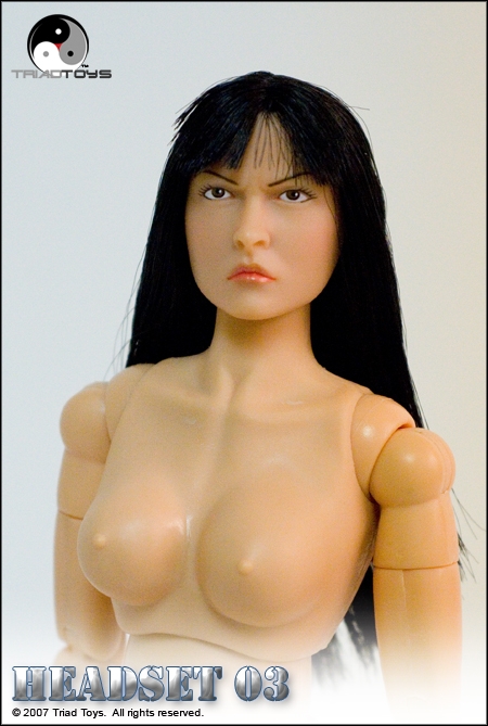 Triad Kopf 03 Schwarze Haare