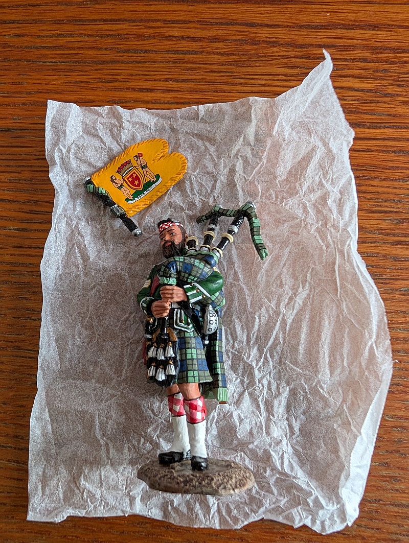 93rd. Highlander Piper - defect 93rd. Highlander Piper - defect