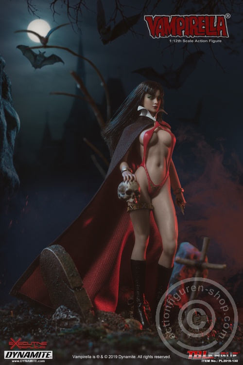 PL2019-130-03 Vampirella - 1/12