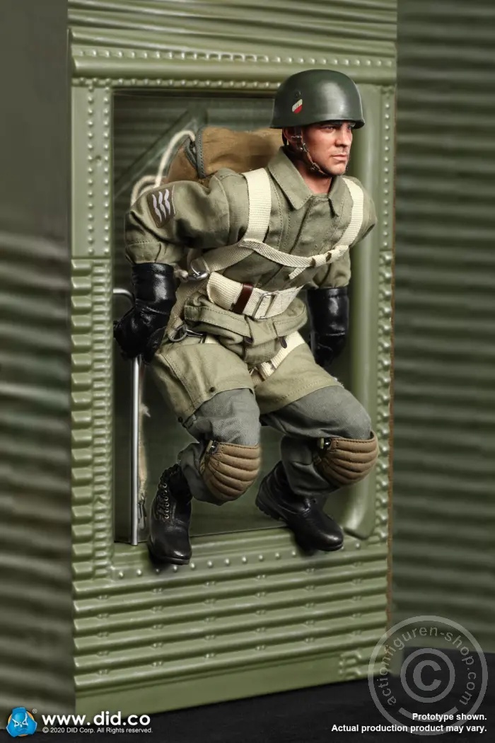 80146-76 Schmeling - WWII German Fallschirmjäger
