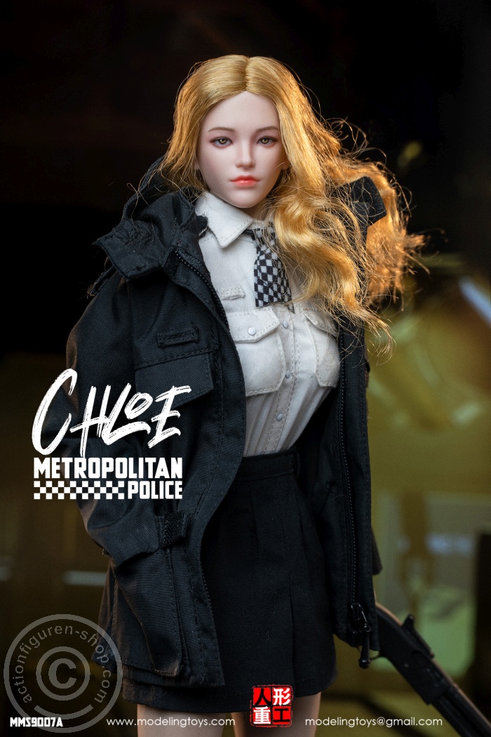 Cloe - British Metropolitan Female Police Service - Armed Police Officer