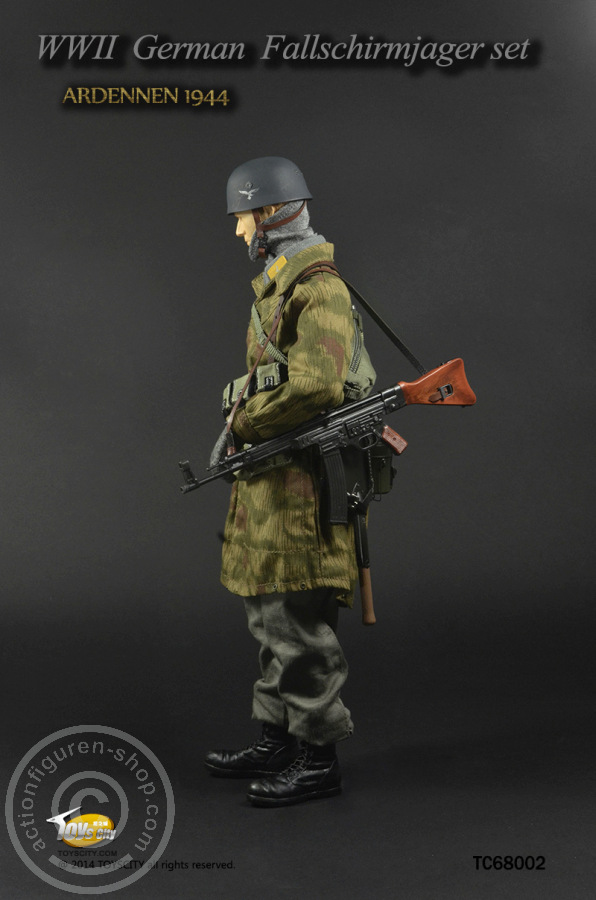 TCT68002-04VuEVZ0LRaNATK German WW-II Fallschirmjäger Soldat Set