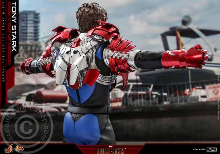 Iron Man 2 - Tony Stark (Mark V Suit up Version) - MMS599 Iron Man 2 - Tony Stark (Mark V Suit up Version) - MMS599
