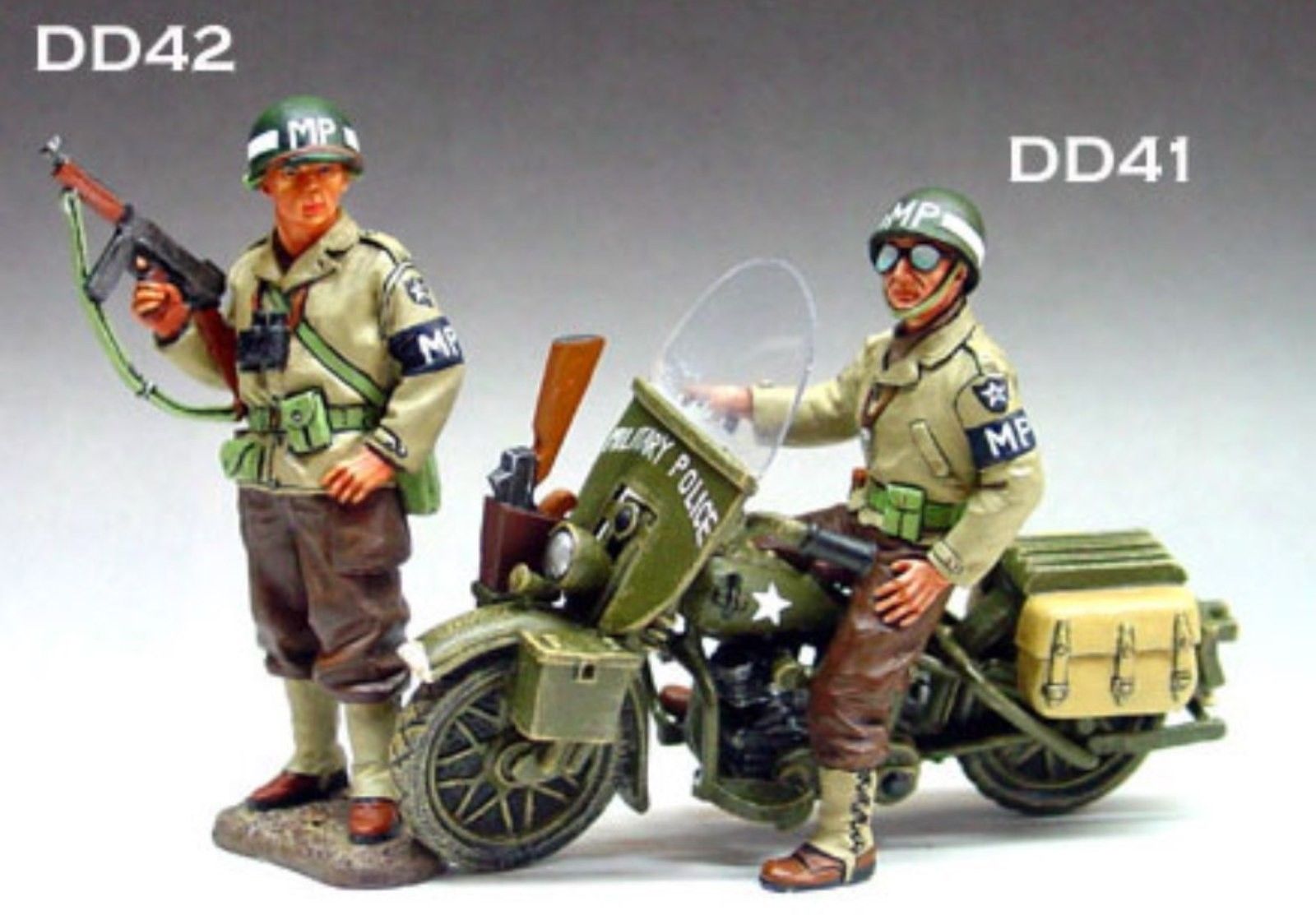dd041-042-lwx2HTX8TnGM5p 2 US MP and Motor Bike