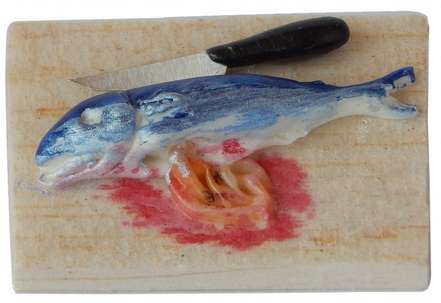 kdtbj2765-01VN756MxMxh33A Brettchen mit kleinem Fisch