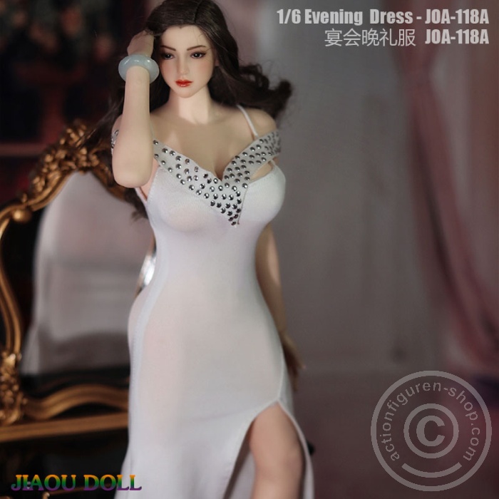 Evening Robe - white