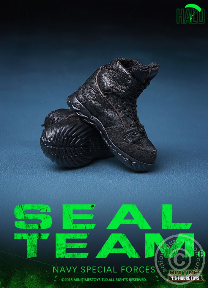 MT-M013-22 SEAL Team - HALO - w/Dog - Navy Special Forces