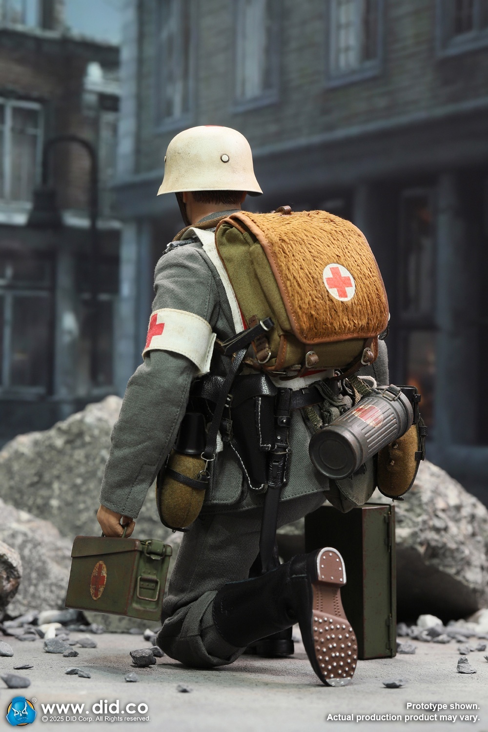 German WH Medic Officer - Unterarzt Gröger - in 1/6 scale German WH Medic Officer - Unterarzt Gröger - in 1/6 scale