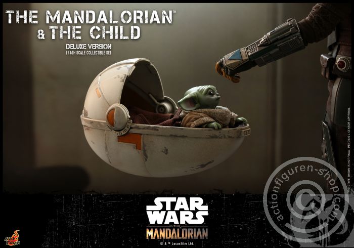 The Mandalorian and the Child - Deluxe Version