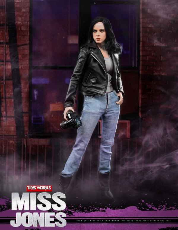 TW007-03 Miss Jones