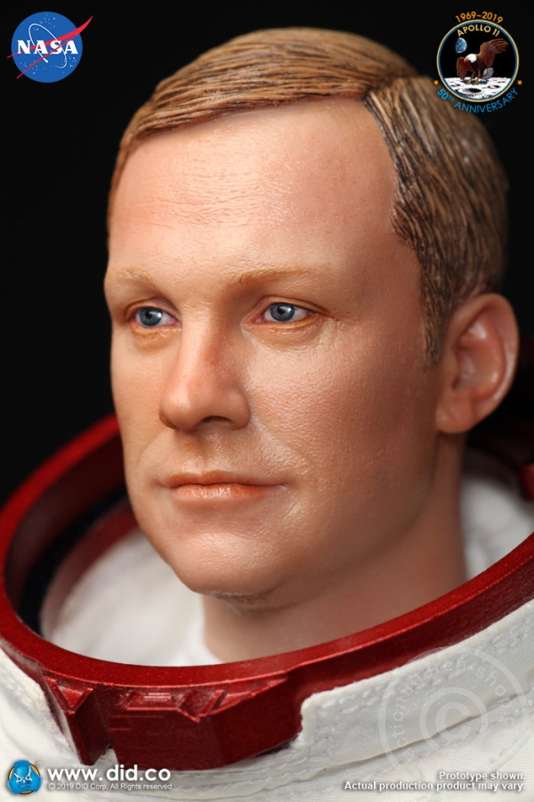NA001-03 Neil Armstrong - Apollo 11 - Commander