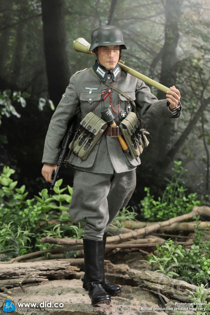 Winter - WWII German Wehrmacht Infantry Oberleutnant