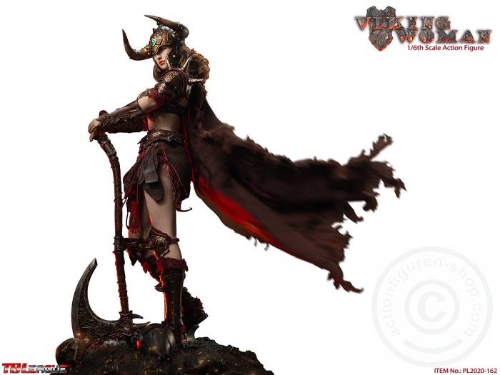 PL2020162-12 Viking Woman