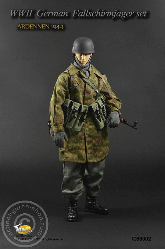 German WW-II Fallschirmjäger Soldat Set
