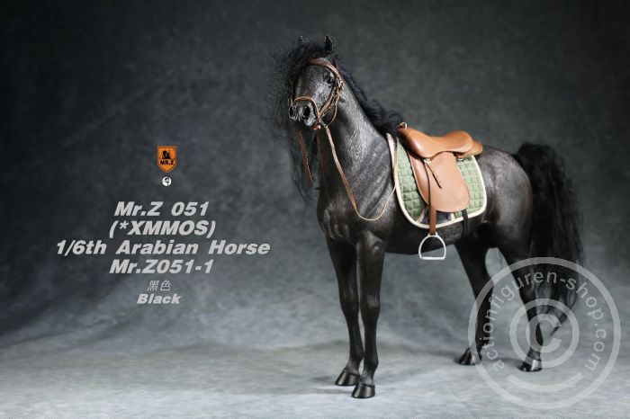 MRZ051-01-04 Arabian Horse w/ full European Harness - black