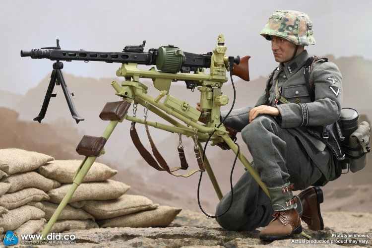 WWII German MG42 Tripod - sand