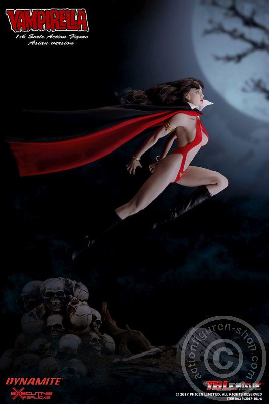 PL2017-101A-06KsGn2H8HOqROS Vampirella