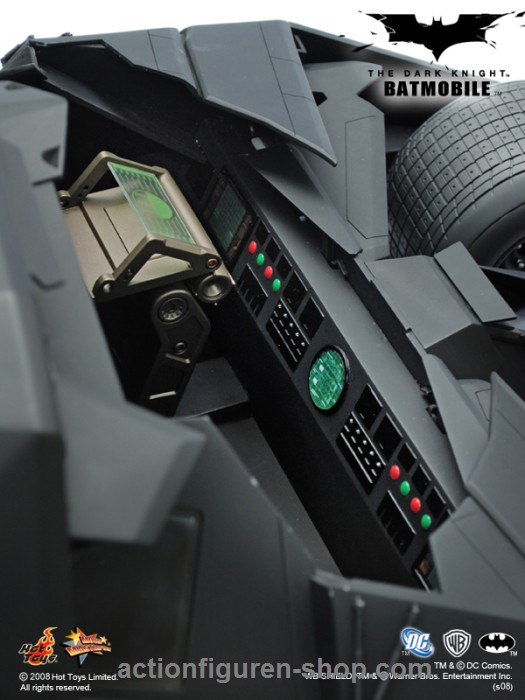 172132-10 Bat-Mobil - The Dark Knight