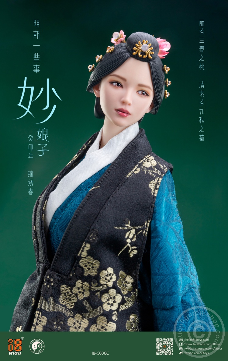 Lady Mia - Chinese Ming Dynasty Clothing Set w/ Head