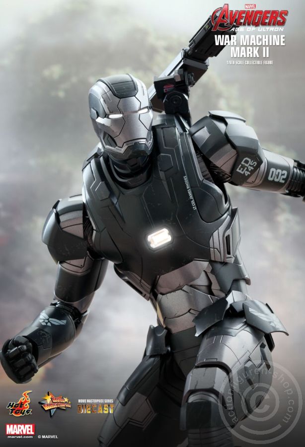 Avengers Age of Ultron - War Machine - Exclusive