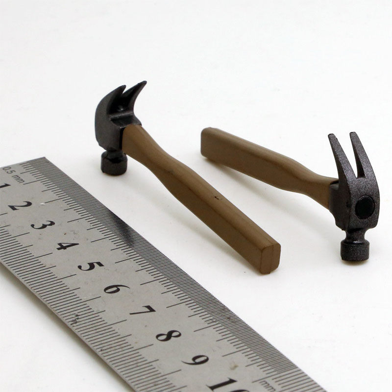 zc102-08-02lMqi5n1H27WnR Zimmermanns-Hammer - brauner Griff